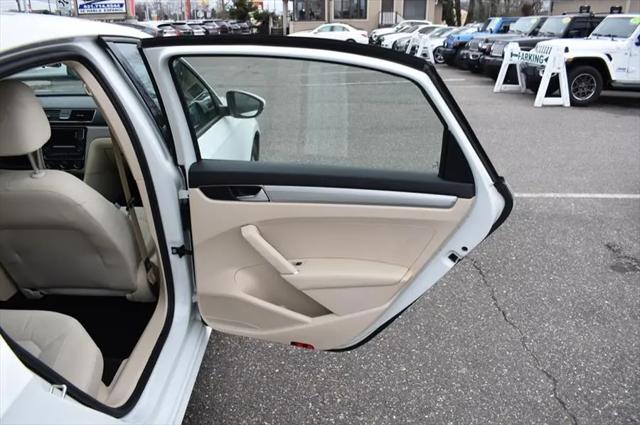 2018 Volkswagen Passat 2.0T S