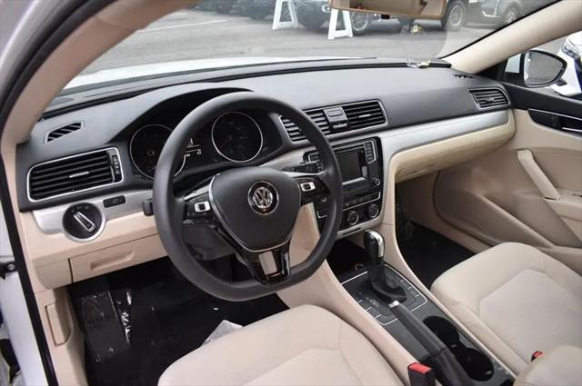 2018 Volkswagen Passat 2.0T S