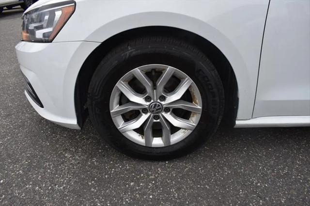 2018 Volkswagen Passat 2.0T S