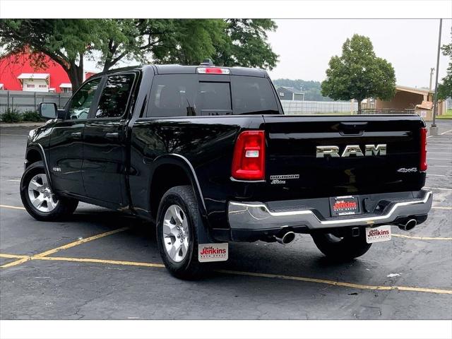 2025 RAM Ram 1500 RAM 1500 BIG HORN CREW CAB 4X4 64 BOX