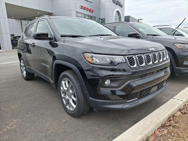 2024 Jeep Compass COMPASS LATITUDE LUX 4X4