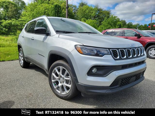 2024 Jeep Compass COMPASS LATITUDE LUX 4X4