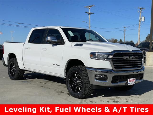 2025 RAM Ram 1500 RAM 1500 LARAMIE CREW CAB 4X4 57 BOX