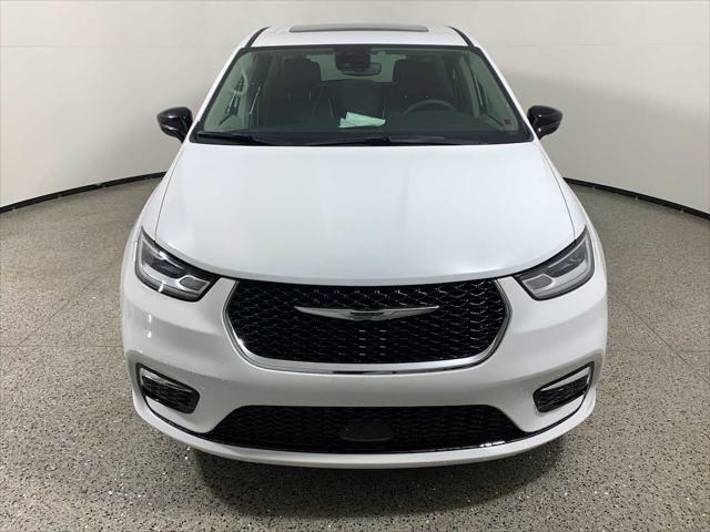 2024 Chrysler Pacifica PACIFICA LIMITED