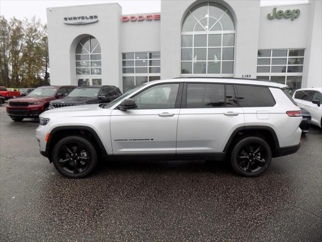 2023 Jeep Grand Cherokee L Altitude 4x4 2023 Jeep Grand Cherokee L Altitude 4x4