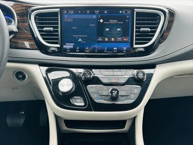 2023 Chrysler Pacifica Limited