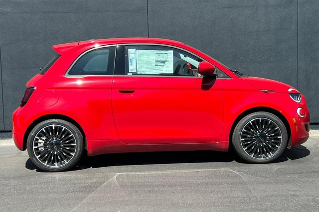 2024 Fiat FIAT 500e 500e INSPI(RED)
