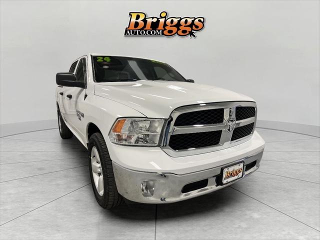 2024 RAM Ram 1500 Classic RAM 1500 CLASSIC TRADESMAN CREW CAB 4X2 57 BOX