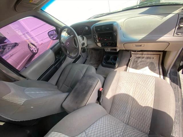 2001 Mazda 4000 SE