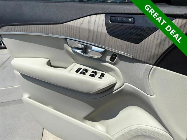 2021 Volvo XC90 Recharge T8 Inscription 6 Passenger