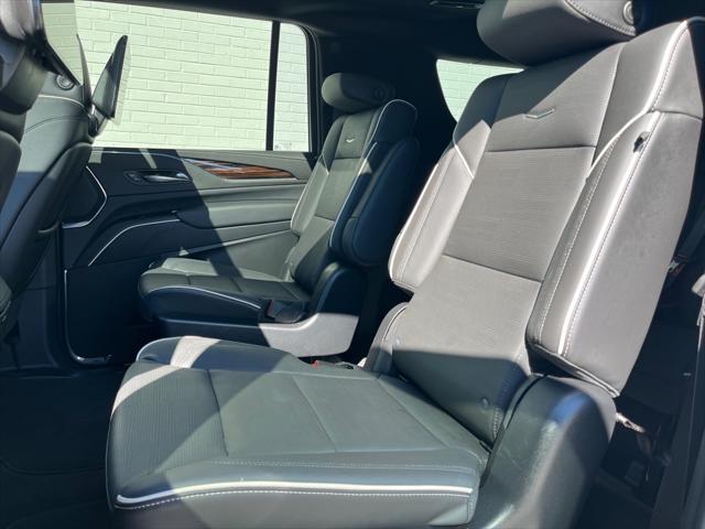2024 Cadillac Escalade ESV 4WD Premium Luxury