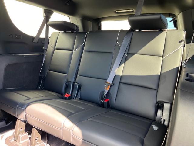 2024 Cadillac Escalade ESV 4WD Premium Luxury