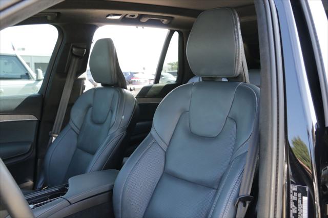 2024 Volvo XC90 Recharge T8 Ultimate Bright Theme 7-Seater