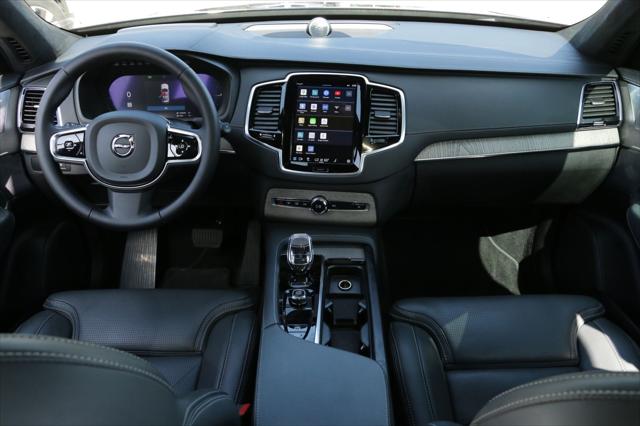2024 Volvo XC90 Recharge T8 Ultimate Bright Theme 7-Seater