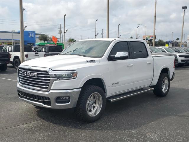 2025 RAM Ram 1500 RAM 1500 LARAMIE CREW CAB 4X4 57 BOX