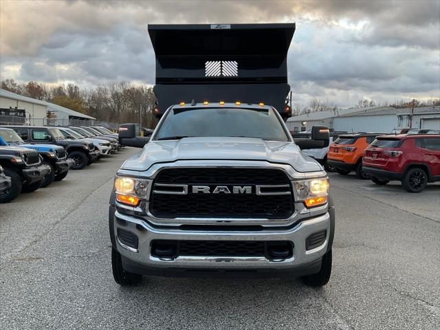 2024 RAM Ram 5500 Chassis Cab RAM 5500 TRADESMAN CHASSIS REGULAR CAB 4X4 84 CA 2024 RAM Ram 5500 Chassis Cab RAM 5500 TRADESMAN CHASSIS REGULAR CAB 4X4 84 CA