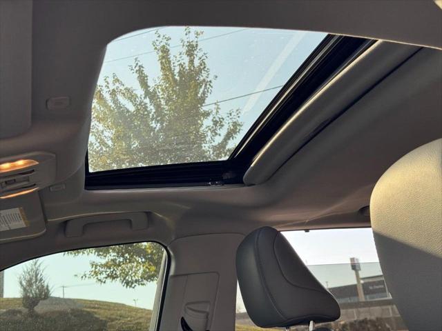 2024 Toyota Highlander Limited - Photo 31