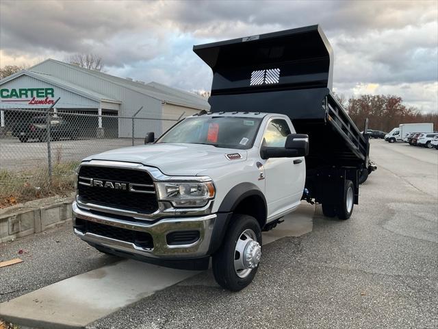 2024 RAM Ram 5500 Chassis Cab RAM 5500 TRADESMAN CHASSIS REGULAR CAB 4X4 84 CA 2024 RAM Ram 5500 Chassis Cab RAM 5500 TRADESMAN CHASSIS REGULAR CAB 4X4 84 CA