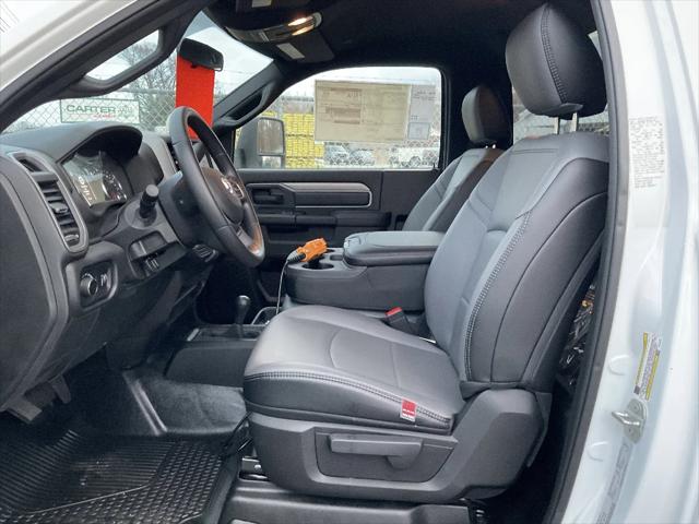 2024 Ram 5500 Chassis Cab Tradesman/SLT