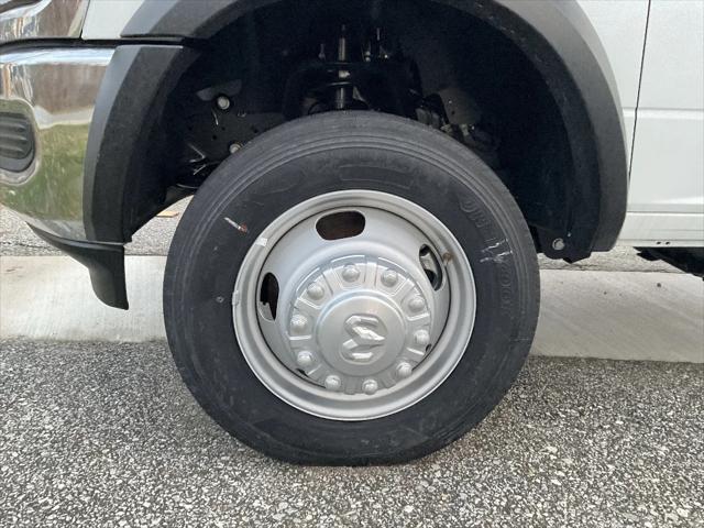 2024 Ram 5500 Chassis Cab Tradesman/SLT
