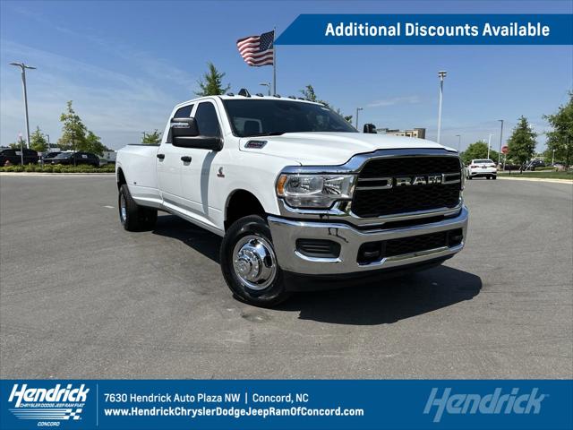 2024 RAM Ram 3500 RAM 3500 TRADESMAN CREW CAB 4X4 8 BOX