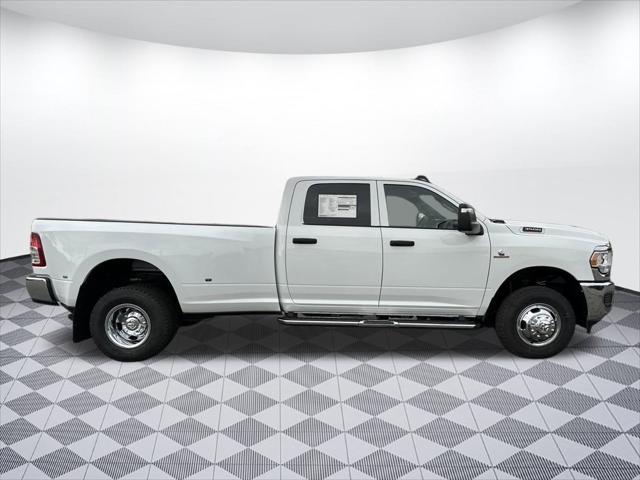 2024 RAM Ram 3500 RAM 3500 TRADESMAN CREW CAB 4X4 8 BOX