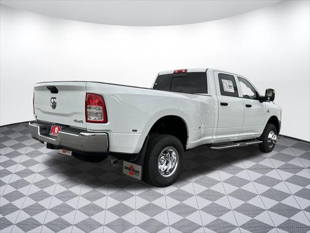 2024 RAM Ram 3500 RAM 3500 TRADESMAN CREW CAB 4X4 8 BOX