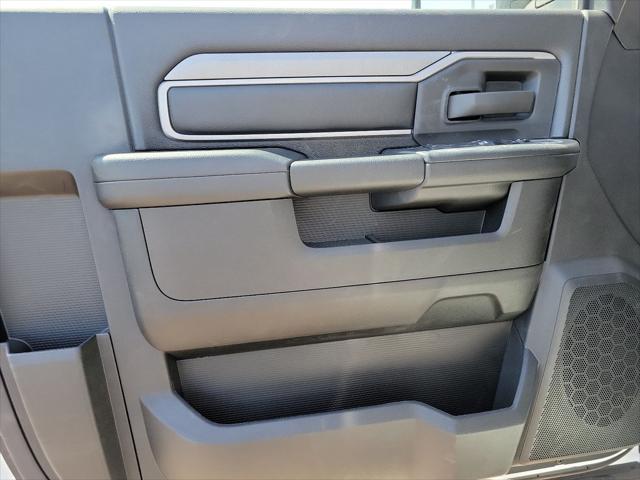 2024 Ram 3500 Chassis Cab Tradesman/SLT
