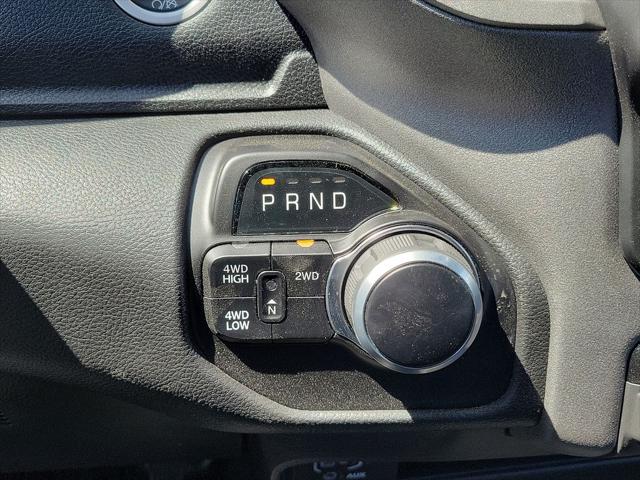 2024 Ram 3500 Chassis Cab Tradesman/SLT