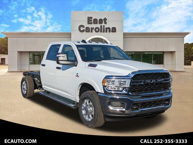 2024 RAM Ram 3500 Chassis Cab RAM 3500 TRADESMAN CREW CAB CHASSIS 4X4 60 CA