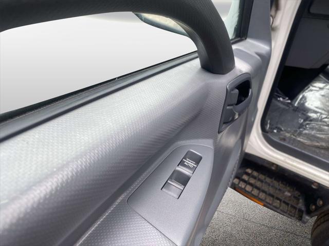 2018 Isuzu NPR Standard Cab
