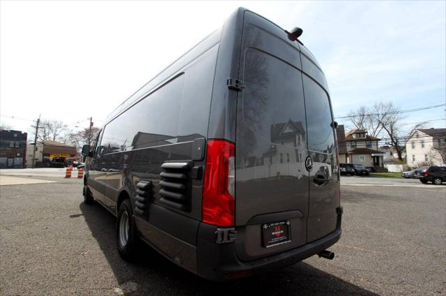 2022 Mercedes-Benz Sprinter 4500 High Roof V6