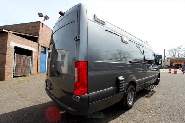 2022 Mercedes-Benz Sprinter 4500 High Roof V6