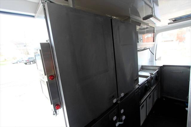 2022 Mercedes-Benz Sprinter 4500 High Roof V6