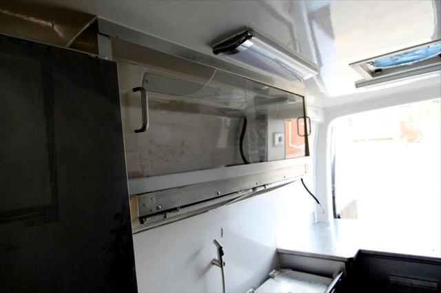 2022 Mercedes-Benz Sprinter 4500 High Roof V6