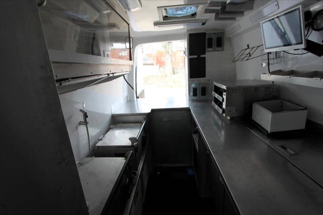 2022 Mercedes-Benz Sprinter 4500 High Roof V6