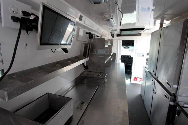 2022 Mercedes-Benz Sprinter 4500 High Roof V6