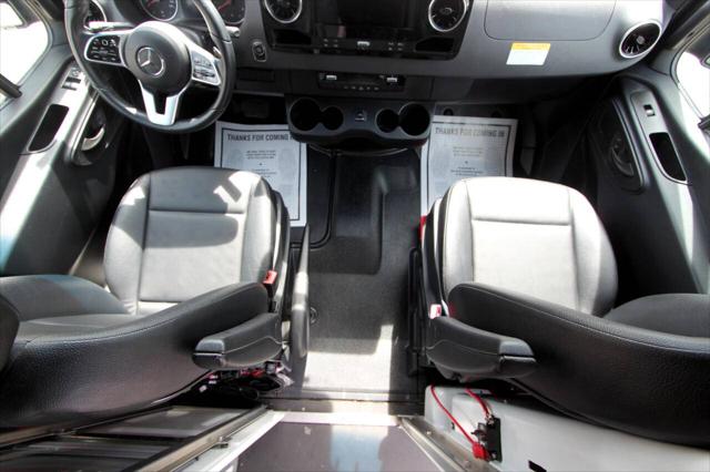 2022 Mercedes-Benz Sprinter 4500 High Roof V6