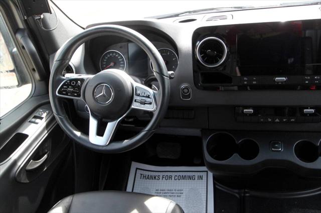 2022 Mercedes-Benz Sprinter 4500 High Roof V6
