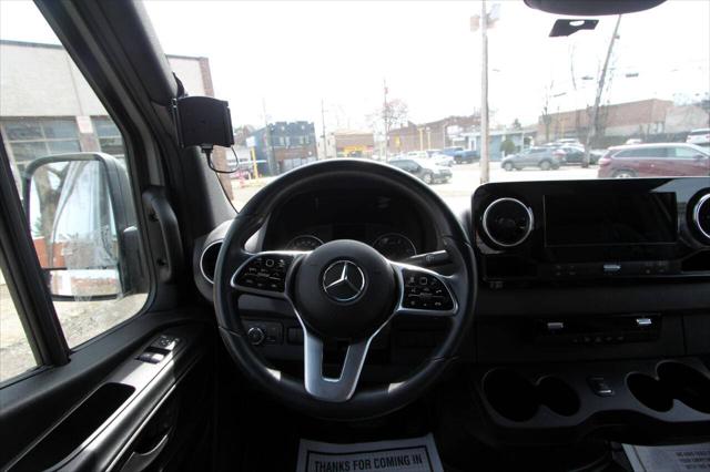 2022 Mercedes-Benz Sprinter 4500 High Roof V6