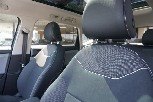 2024 Volkswagen Taos 1.5T SE
