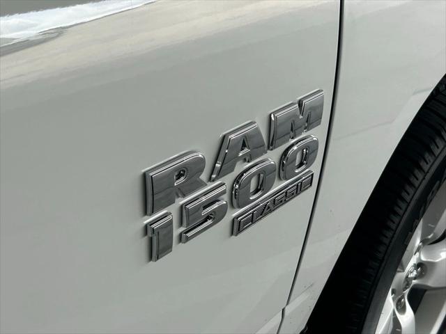 2024 RAM Ram 1500 Classic RAM 1500 CLASSIC TRADESMAN CREW CAB 4X2 57 BOX
