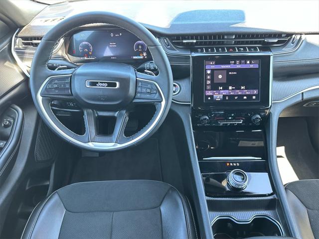 2024 Jeep Grand Cherokee GRAND CHEROKEE L ALTITUDE 4X4