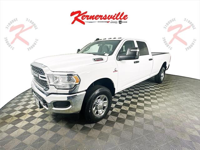 2024 RAM Ram 3500 RAM 3500 TRADESMAN CREW CAB 4X4 8 BOX