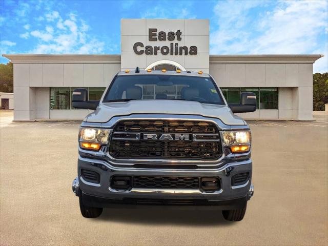 2024 RAM Ram 3500 Chassis Cab RAM 3500 TRADESMAN CREW CAB CHASSIS 4X4 60 CA