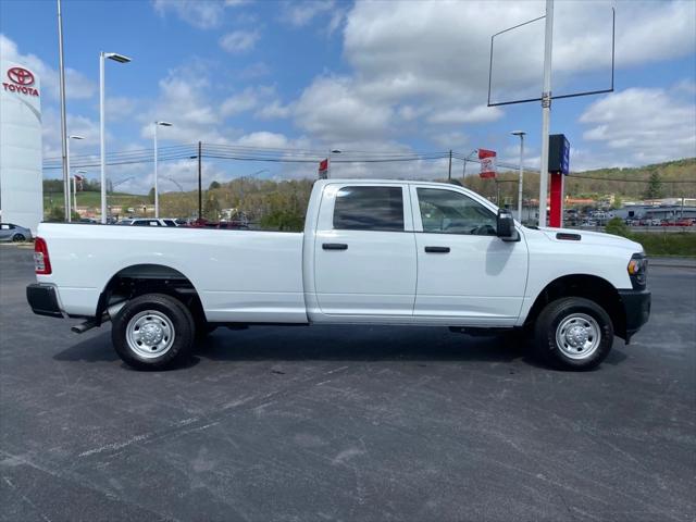 2024 RAM Ram 2500 RAM 2500 TRADESMAN CREW CAB 4X4 8 BOX