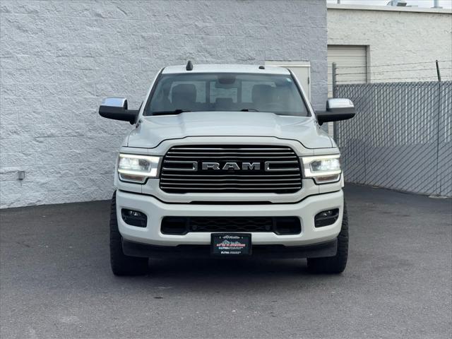 2019 RAM 3500 Laramie Crew Cab 4x4 64 Box