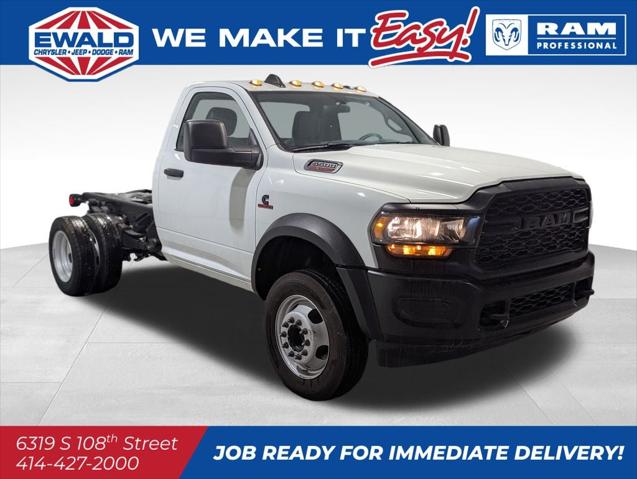 2024 RAM 5500 Chassis RAM 5500 TRADESMAN CHASSIS REGULAR CAB 4X4 60 CA