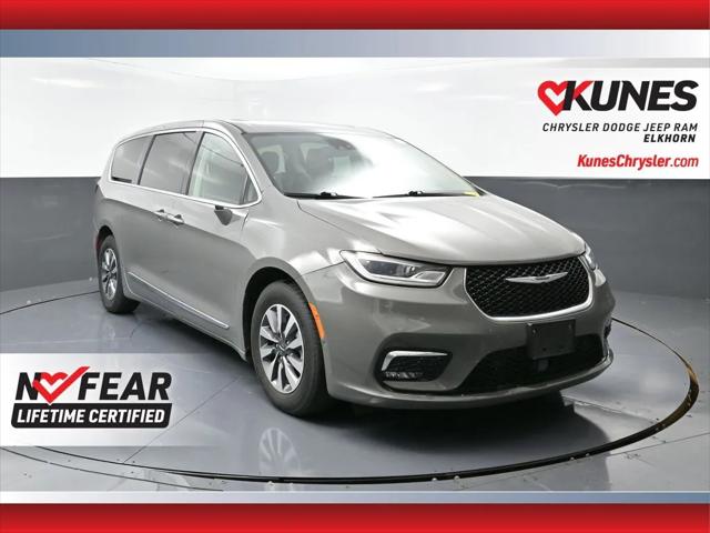 2022 Chrysler Pacifica Hybrid Limited