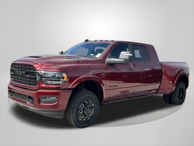 2024 RAM Ram 3500 RAM 3500 LIMITED MEGA CAB 4X4 64 BOX
